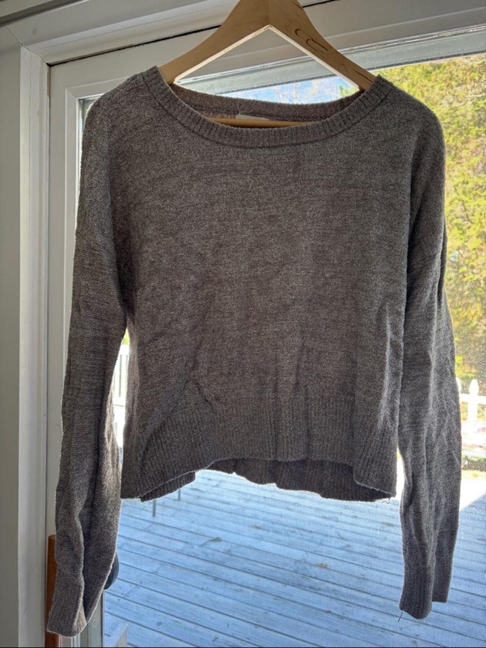 Thread & Supply Light Gray/Beige Crew Neck Sweater